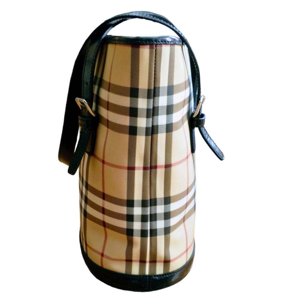 Burberry Nova Beige/Brown Check, Adjustable Strap Check Bucket Bag. - Picture 7 of 15